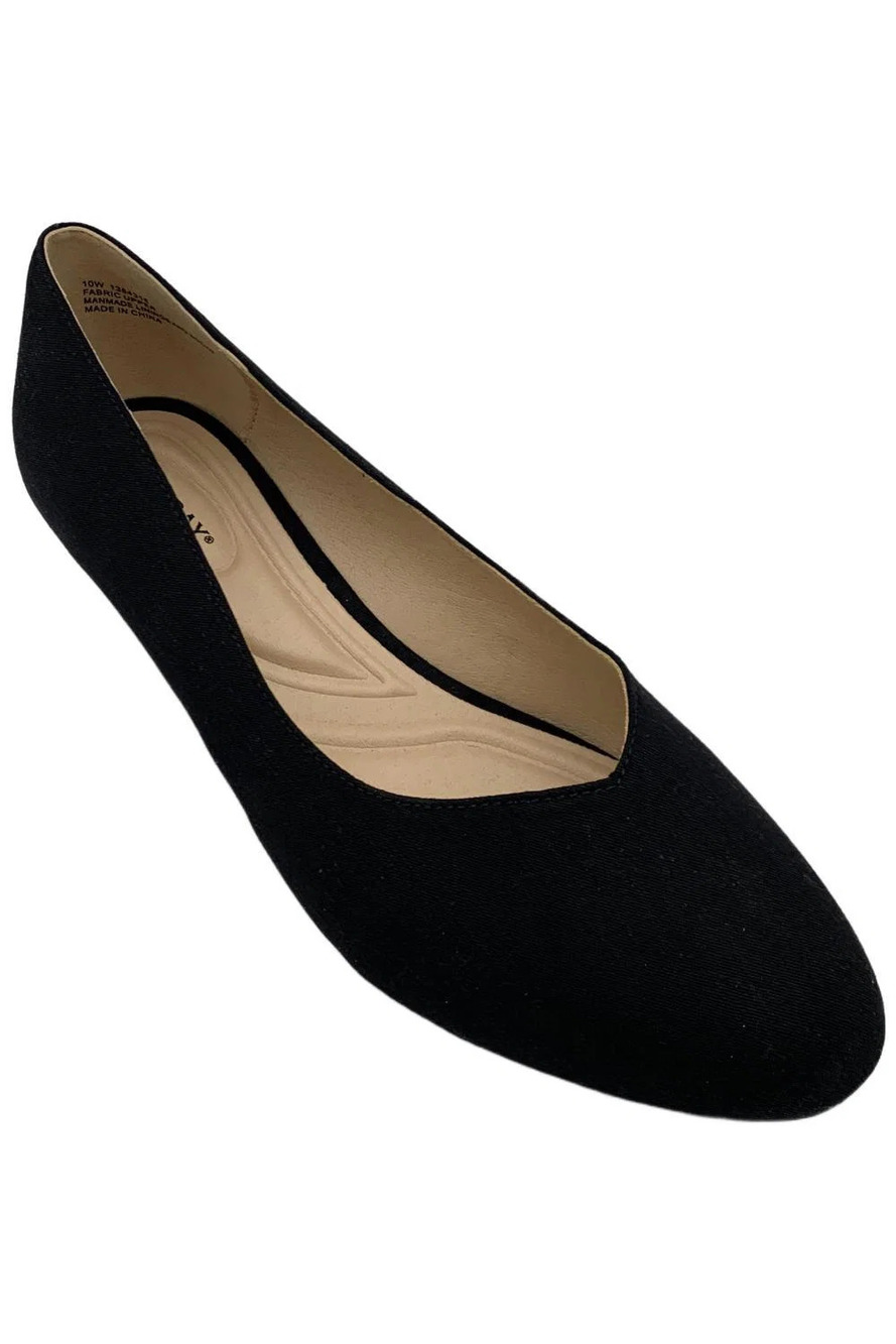 ARRAY Women's Darling Slip-On Wedged Flats Black - Wide